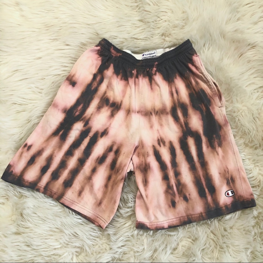 🔴SOLD🔴Champion Bleach Dye Shorts - Picture 6 of 6